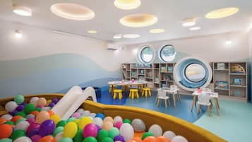 Children's play area - indoor