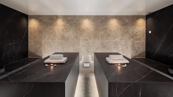 Couples treatment rooms, sauna, hot tub, steam room, Turkish bath
