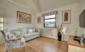 Nhà gỗ, nhiều giường | Phòng khách