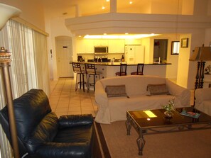 TV - Sunset Hideaway Villa Louise by RedAwning (Inverness)