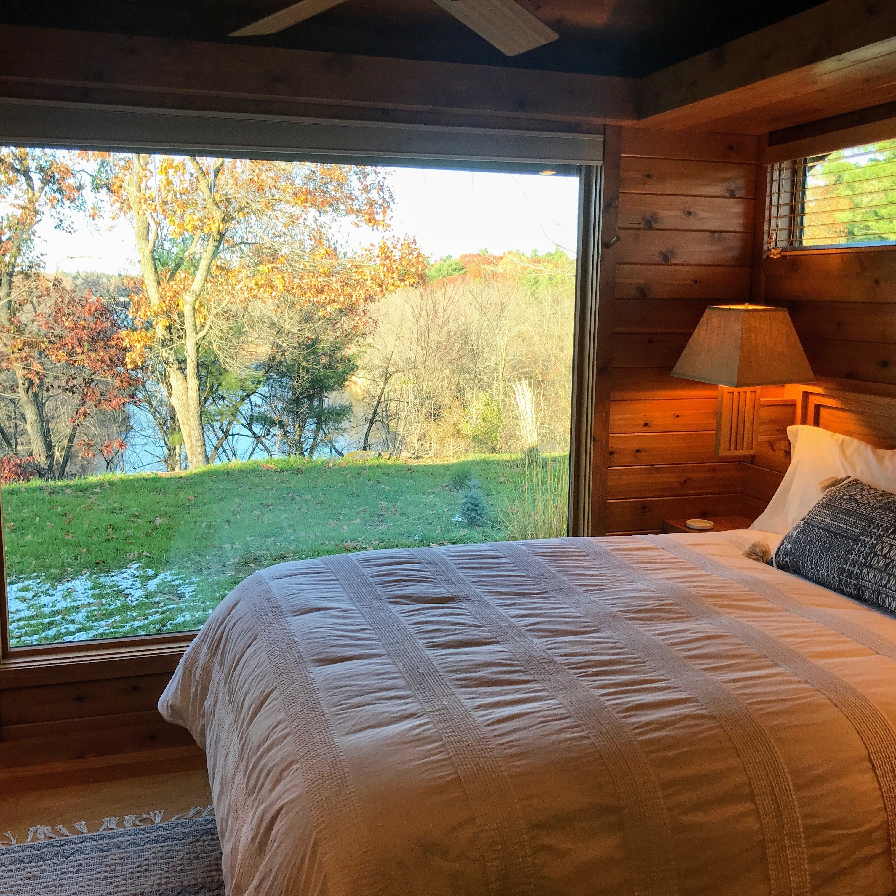 1 室のベッドルーム、WiFi (無料)、ベッドシーツ