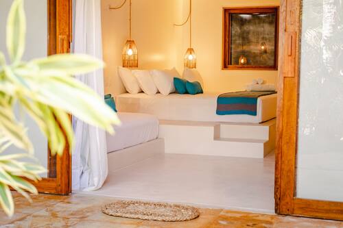 Standaard kamer, 1 kingsize bed, uitzicht op tuin | Luxe beddengoed, een minibar, een kluis op de kamer, een bureau