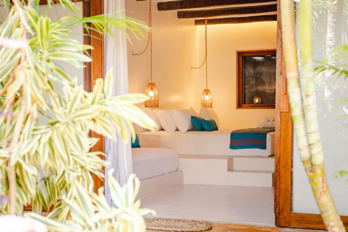 suite garden view | 1 bedroom, premium bedding, minibar, in-room safe