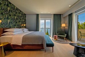 5 habitaciones, caja de seguridad en la habitación y escritorio