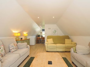 Cottage | Living area - 60 Valley Lodge (Gunnislake)