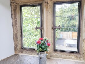 Cottage | Interior - The Gatehouse (Sutton-in-Ashfield)