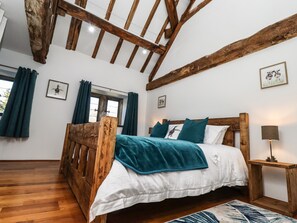 4 عدّة غرف نوم وبديكورات فريدة لكل غرفة وطراز فريد لكل وحدة