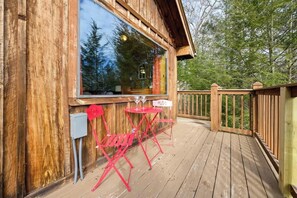 Property grounds - Great View, Location, Studio Log Cabin, Hot Tub (Gatlinburg)