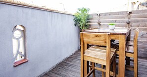 Outdoor dining - Whole house 70m² with terrace, Petite Camargue (Vauvert)
