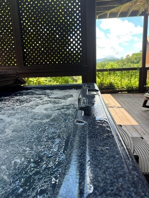 Bain à remous extérieur