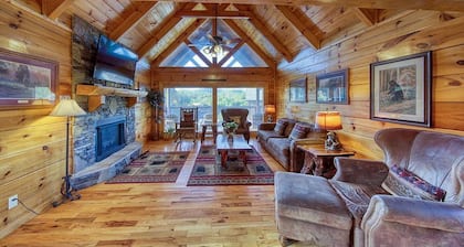 Views! Sleeps 16! 4bed 4bath. 5 Min to Pigeon Forge!