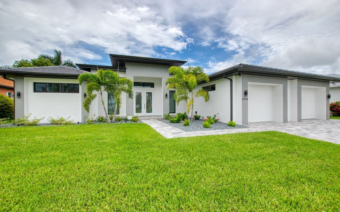 Luxury Modern Waterfront home W/ Heated Pool