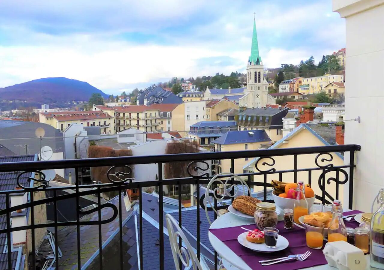 تناول الطعام بالخارج