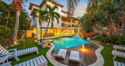 Steps to Beach/Siesta Village-Resort Pool w/Slide