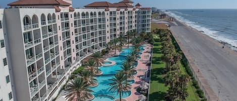 Indoor pool, outdoor pool