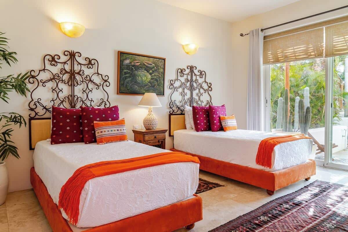 3 bedrooms, iron/ironing board, travel crib, free WiFi