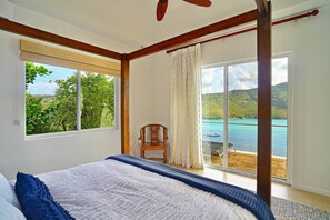 6 bedrooms, iron/ironing board, travel cot, free WiFi