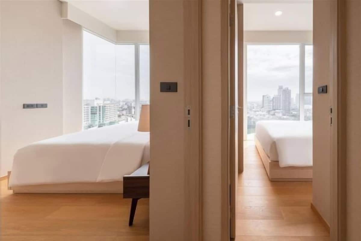 1 bedroom, in-room safe, desk, laptop workspace