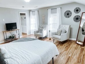 4 habitaciones, tabla de planchar con plancha y wifi gratis 