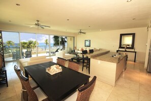 Luxury Apartment, 2 Bedrooms, Oceanfront | 2 bedrooms, in-room safe, individually decorated, individually furnished