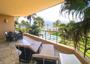 Appartement luxueux, 2 chambres, au bord de l’océan | 2 chambres, coffre-fort, décor unique, ameublement unique