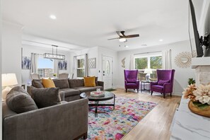 TV, fireplace - Ultra Luxury 2,500ft² | Utica Square | Playroom (Tulsa)