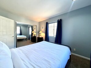 2 bedrooms, iron/ironing board, free WiFi, bed sheets