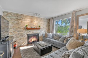 Smart-TV, Kamin