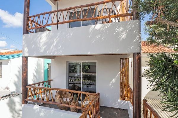 Deluxe Room | Terrace/patio