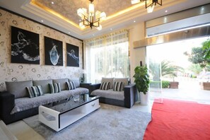 Unclassified image, 5 of 20, button - Bandao Hotel (Binchuan)