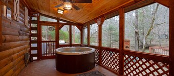 Toccoa River cabin - 2 Bd & 2 Bath