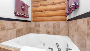 Douche, sĂšche-cheveux, serviettes fournies