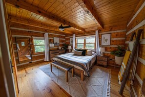 7 slaapkamers, een strijkplank/strijkijzer, reisbedje, gratis wifi