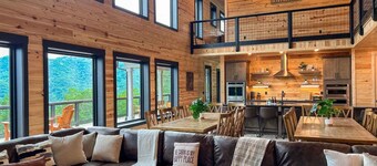 Incredible Views, Arcade, Sauna/Steam/Spa @ NC's Most Epic Home @Peachtree Ridge