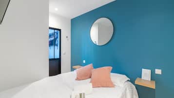 1 chambre, fer et planche Ă repasser, Wi-Fi, draps fournis