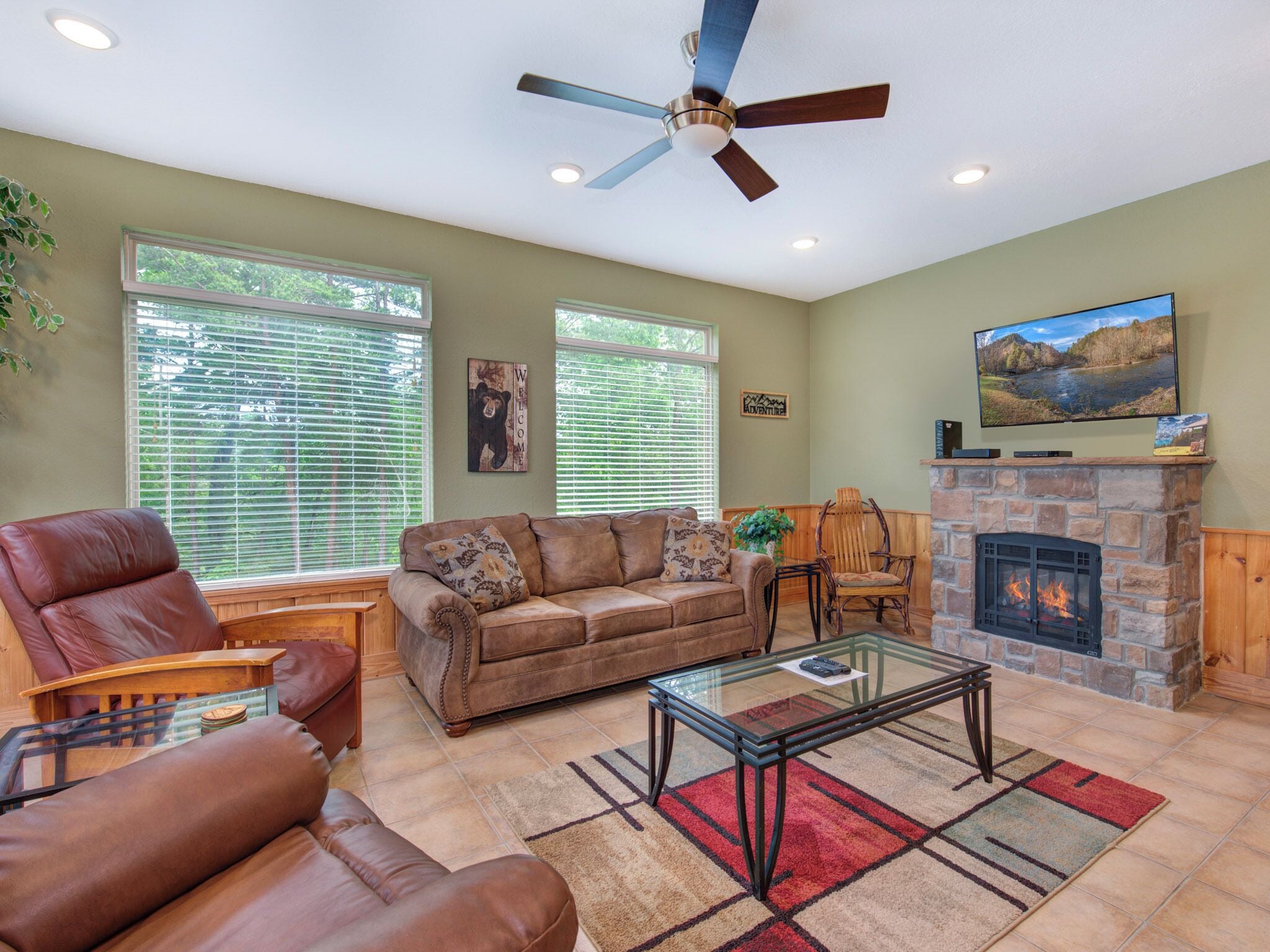 Condo (2 Bedrooms) | Front of property