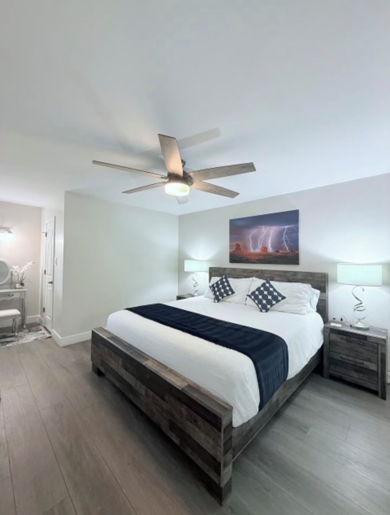 2 bedrooms, iron/ironing board, free WiFi, bed sheets