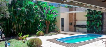 BLUE SEA BEACH HOUSE - C. FRADE