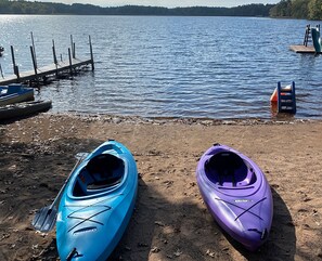 Beach nearby, sun loungers - Lakeside fun in the North Woods (Spooner)