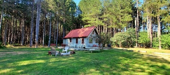 The Coke Cottage - Only one mile from the sand dunes!