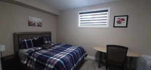 2 chambres, bureau, Wi-Fi gratuit, draps fournis