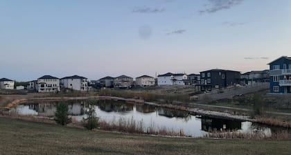 Luxurious | Brand new | 2 BDRM Legal Secondary Suite| Individuals | Family|