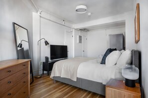 Bügeleisen/Bügelbrett, WLAN, Bettwäsche