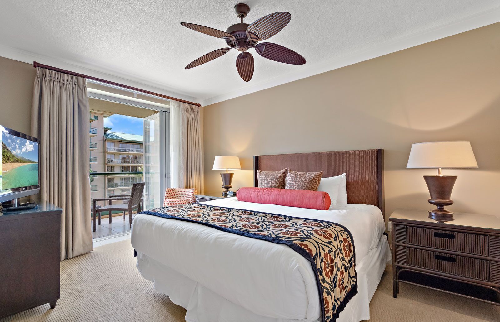 6 bedrooms, iron/ironing board, free WiFi, bed sheets