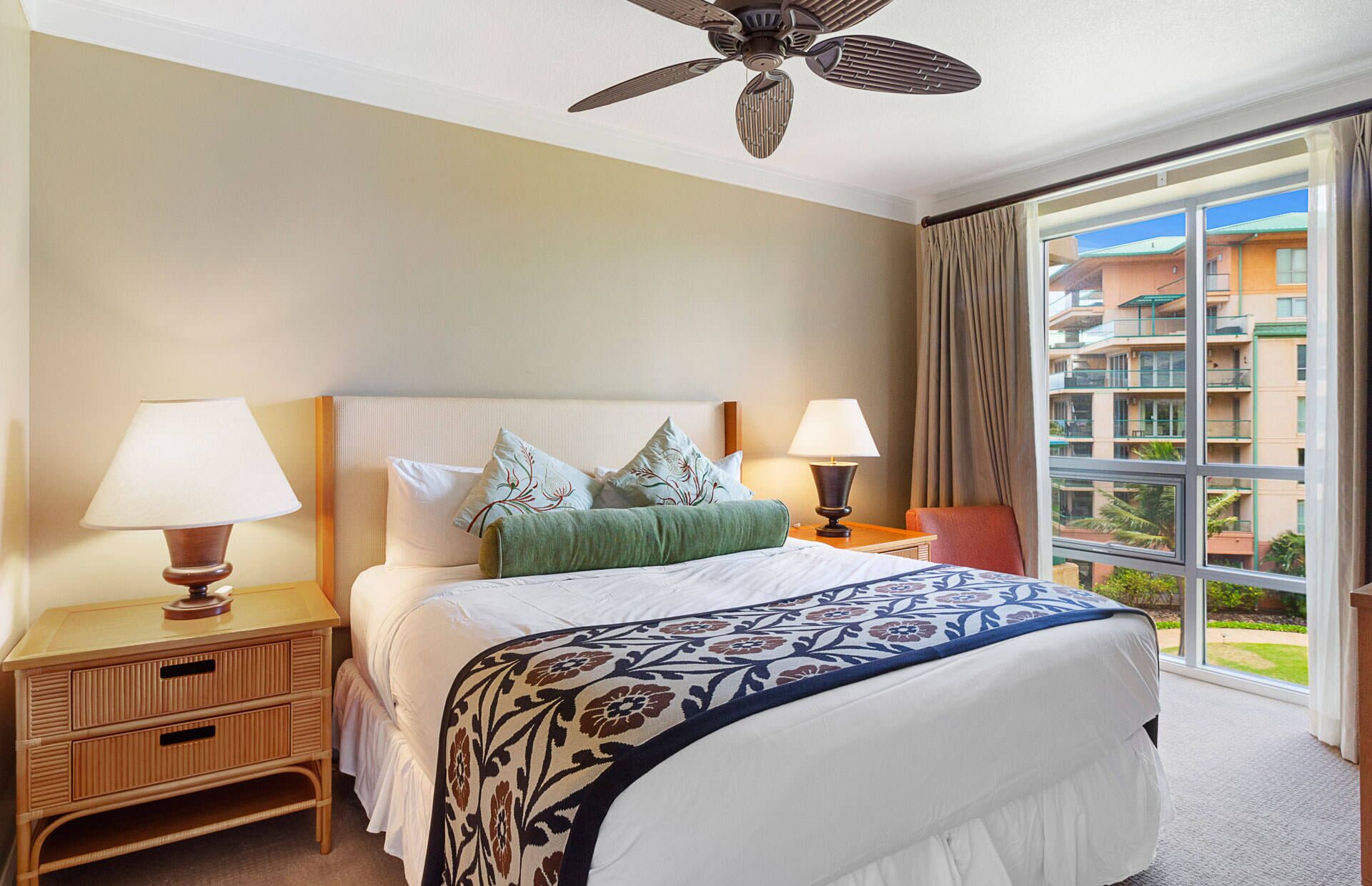 6 bedrooms, iron/ironing board, free WiFi, bed sheets