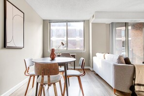 Dining - Upscale Foggy Bottom 2BR w/ Gym & W/D, near Metro & GWU, by Blueground (Washington, D.C.)