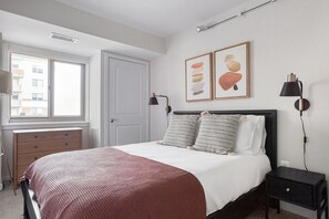 1 chambre, fer et planche Ă repasser, Wi-Fi, draps fournis