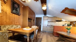 Dining - Ferienwohnung Nr. 1, für 5 Personen (Berchtesgaden)