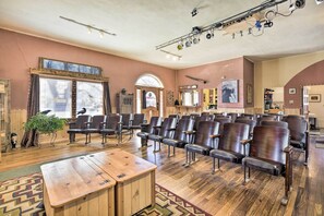 Lobby - Converted Concert Hall in Downtown Del Norte! (Del Norte)