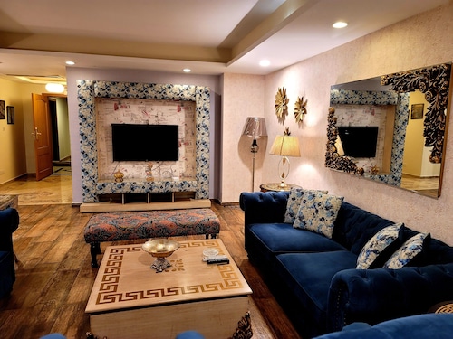 LUXURY RESIDENCIA CENTAURUS